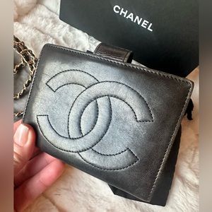 CHANEL wallet - all inclusive